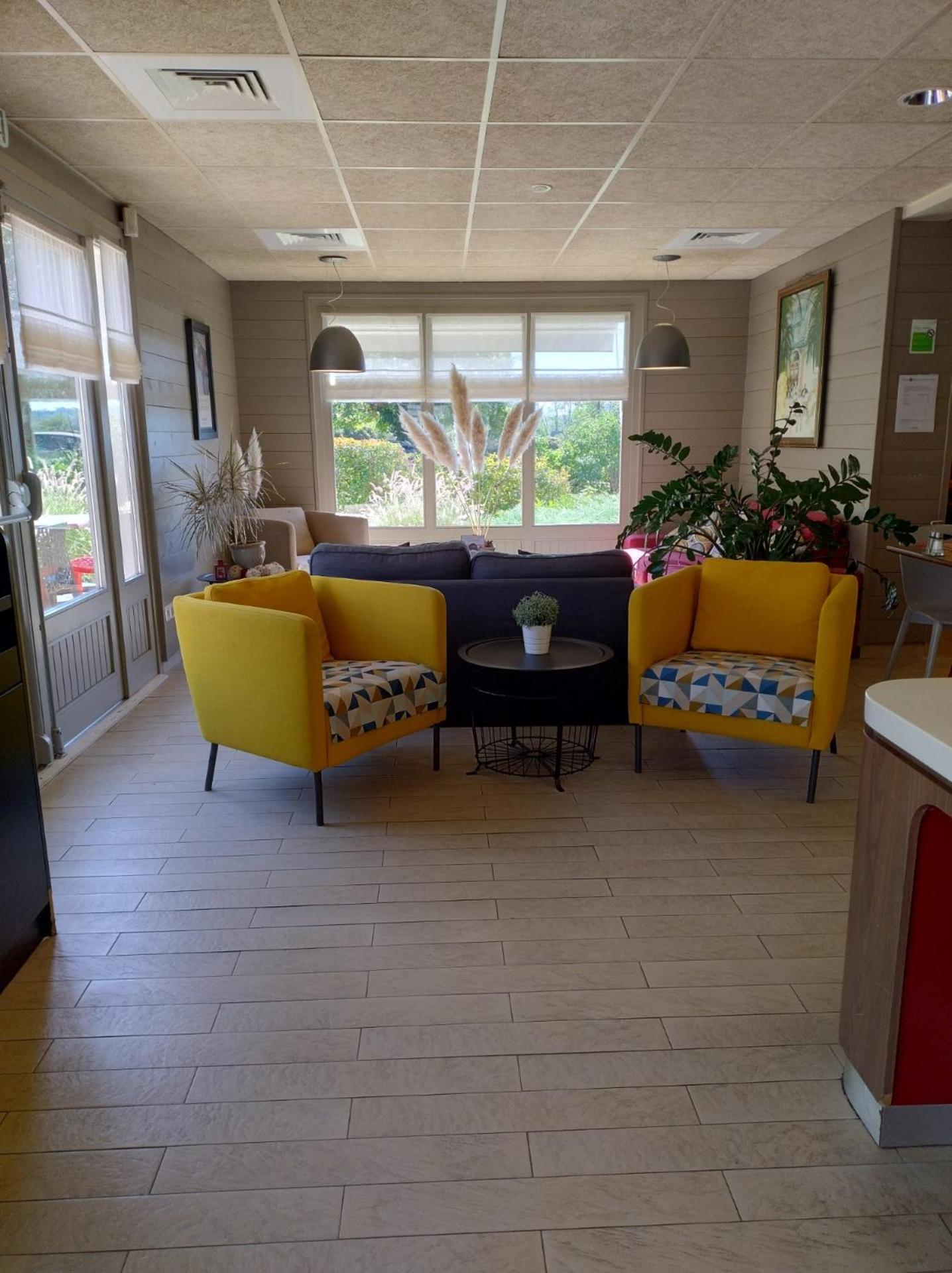 Hotel Campanile Besançon Nord Ecole Valentin Miserey-Salines Esterno foto