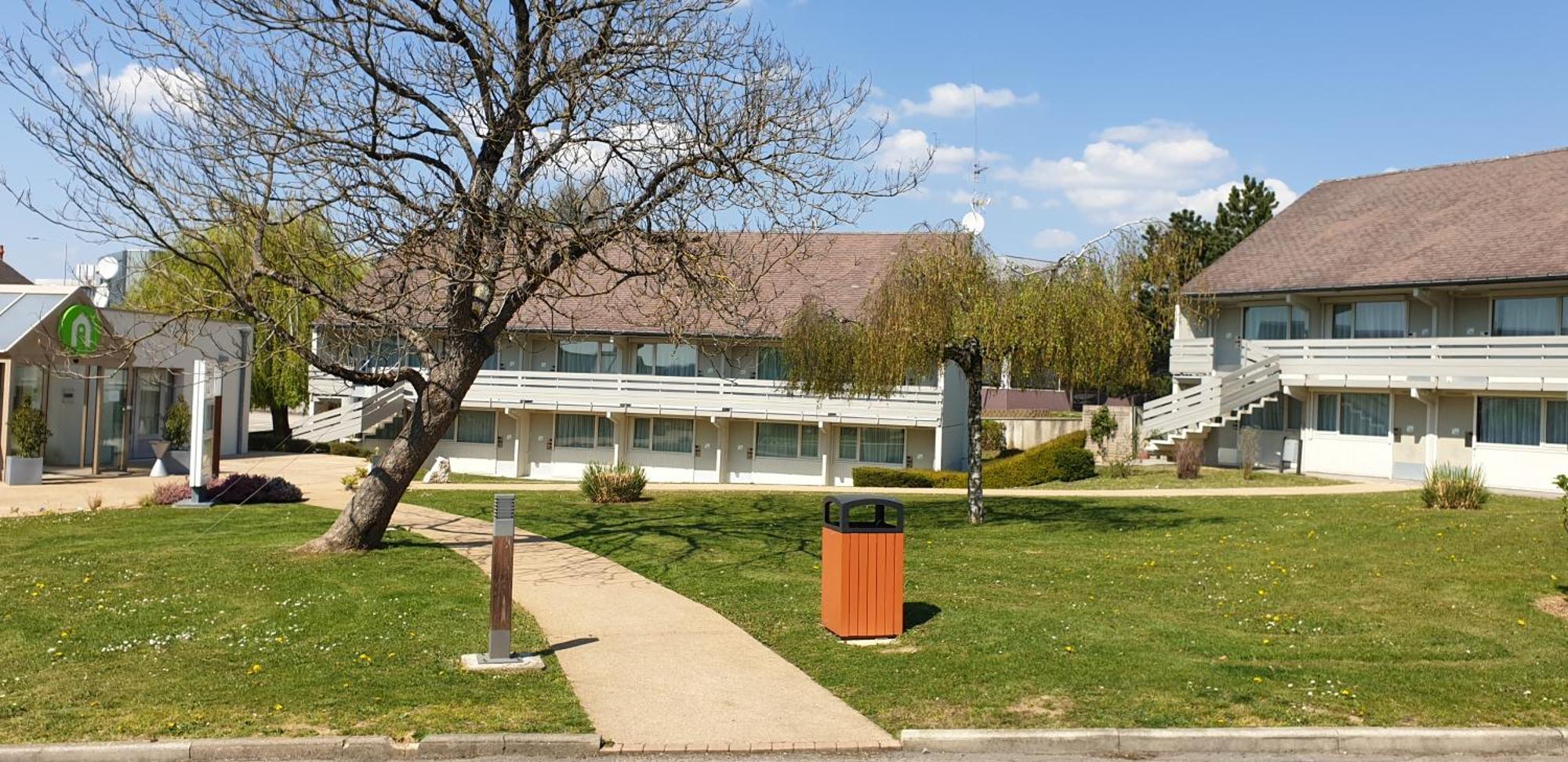 Hotel Campanile Besançon Nord Ecole Valentin Miserey-Salines Esterno foto